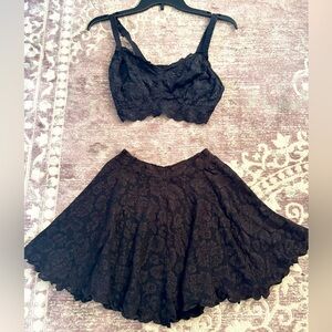 Vintage lace 2 piece bra skirt set (XS/S)